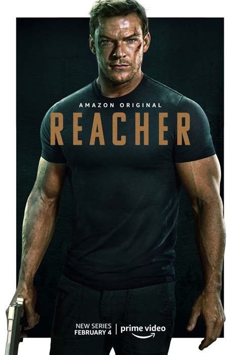 Reacher Review Alan Ritchson Makes Jack Reacher Larger Than Life The Movie Blog