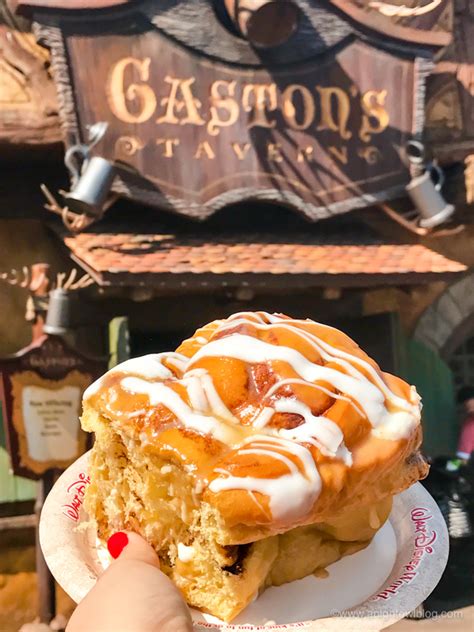 50 Of The Best Things To Eat And Drink At Walt Disney World A Night