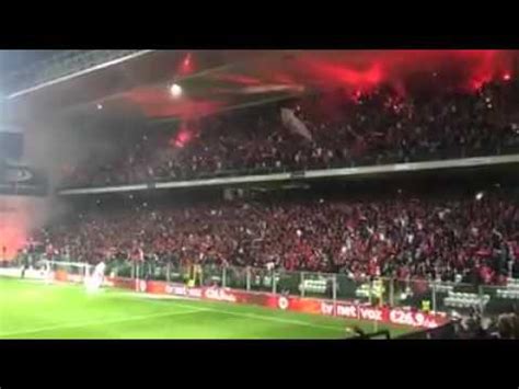 They have won the league and they it is a really charismatic stadium. ULTRAS BENFICA | Boavista vs Benfica - YouTube
