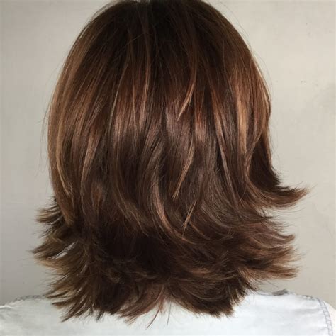 Short Hairstyles With Flipped Ends Wavy Haircut
