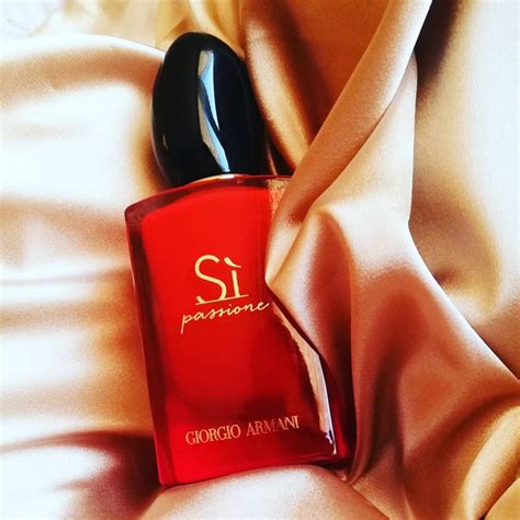 Sì Passione Intense Giorgio Armani Perfume A Fragrance For Women 2020