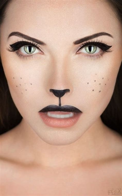 Quick Makeup Halloween Woman Black Cat Eyes Cat Costume Makeup Cute