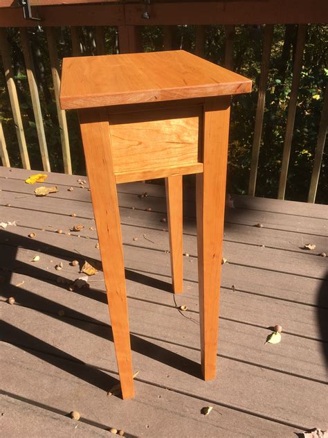 Bedside Table In 2020 Woodworking Projects Furniture Furniture
