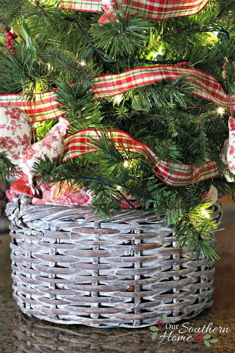 Christmas Tree Basket Christmas Tree In Basket Christmas Baskets