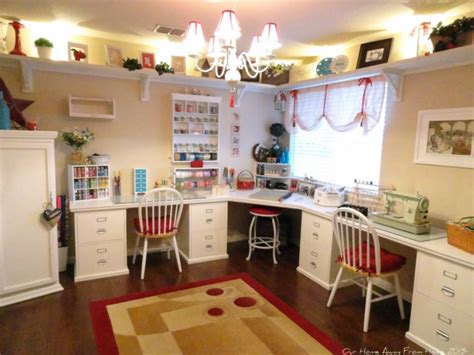 Erikas Chiquis Beautiful Sewing Rooms