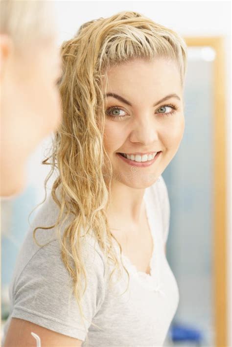 Woman With Wet Blonde Hair Stock Image Image Of Clean 155358537