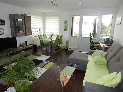 Familiennest:lassen sie sich verzaubern von dem gedanken ein eigenes haus zu besitzen und die sommerabende im eigenen garten zu verbringen. Interessante und sehr gepflegte Kapitalanlage in ruhiger ...