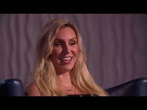 Originally signed to a developmental deal in 2012, charlotte is still waiting for her big break in the wwe … Ric und Charlotte Flair lassen legendäre Momente aus der ...
