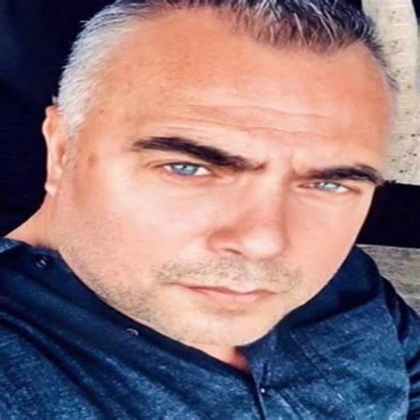 İki aydır birlikte oldukları konuşulan oktay kaynarca ve deniz çakır, ilk kez birlikte görüntülendi. Oktay Kaynarca Kaç Yaşında : Oktay Kaynarca Kimdir Nereli ...