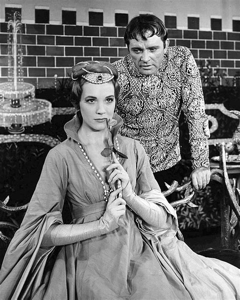 Filerichard Burton And Julie Andrews Camelot Wikimedia Commons