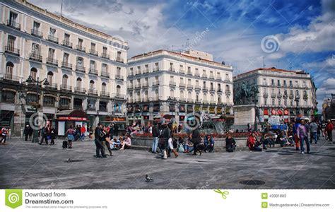 Puerta Del Sol Madrid Editorial Stock Photo Image Of Puerta 43301883