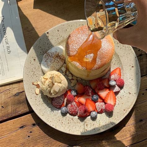 Эстетика On Instagram “breakfast Time 🥞 ☀️ Emperiance” In 2020 Aesthetic Food Cafe Food