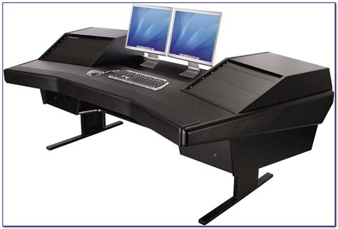 It's huge and can easily fit my two monitors, a keyboard, my printer, my. Multi Monitor Desktop Computer - Desk : Home Design Ideas ...