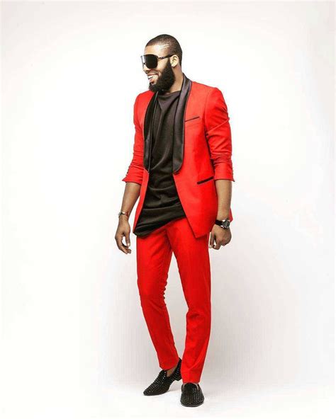 Penting Red Suit Man Baju 2022
