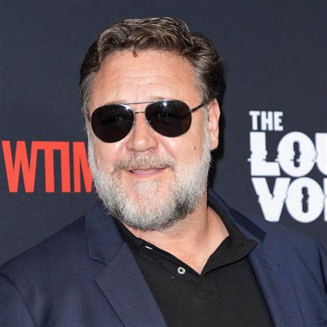 Russell Crowe And Liam Hemsworth To Star In Action Thriller Land Of Bad Pearl And Dean Cinemas