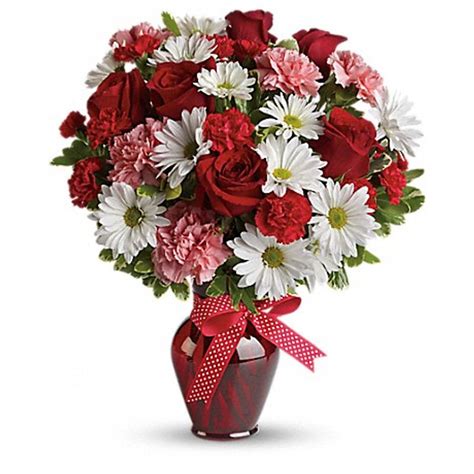 Hugs And Kisses Bouquet With Red Roses Akron Flowershop Kerns