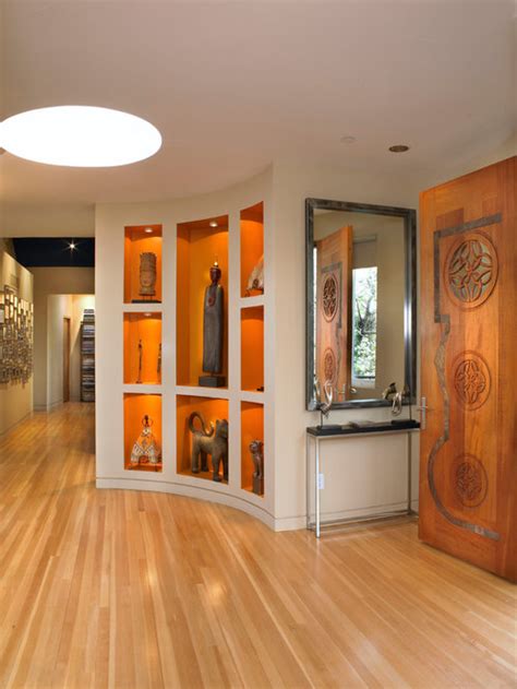 The figure of lingodbhava is in a niche in the western side of the srivimana. Art Niche | Houzz