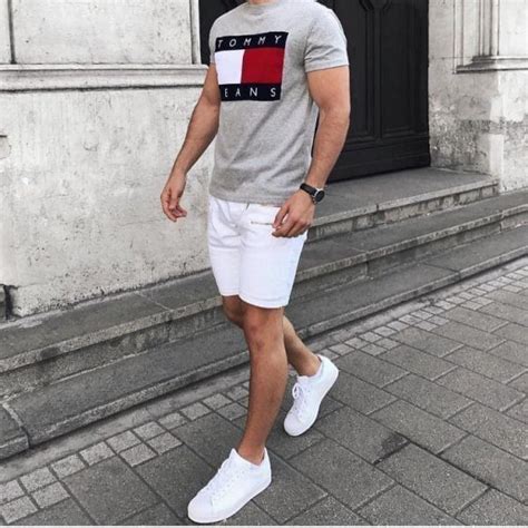 25 Outfits To Wear With White Sneakers For Men Mens Casual Outfits