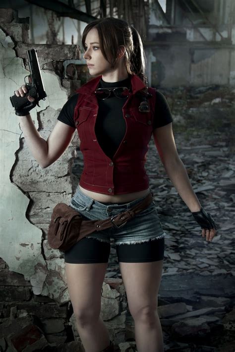 Claire Redfield From Resident Evil By Enji Night Resident Evil Resident Evil Cosplay Cosplay