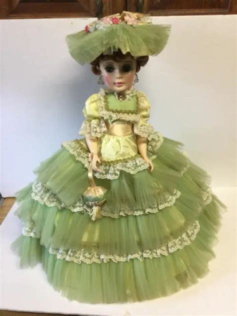 Vintage Madame Alexander 21 Morisot Portrait Doll 2236 Preowned 3999