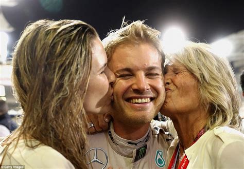 Nico Rosberg His Wife Vivian And His Mother Sina Abu Dhabi R Formula