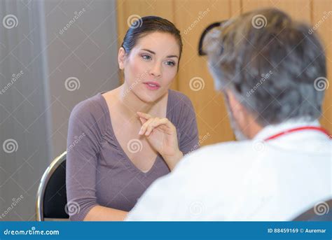 Woman Talking To Doctor Stock Image Image Of Specialist 88459169