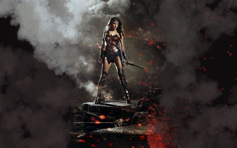 Free Download Gal Gadot As Wonder Woman In Batman V Superman Stylish Hd