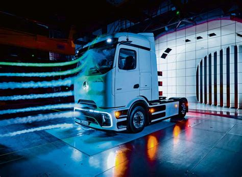 Weniger Absatz mehr Erlös UNTERNEHMEN Daimler Truck Unternehmens