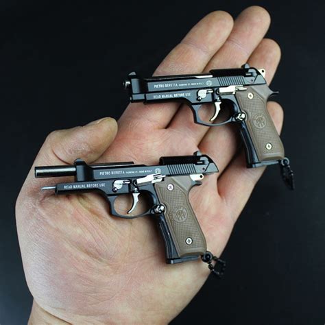 1 3 Metal Pistol Toy Gun Miniature Model Beretta 92f Keychain High