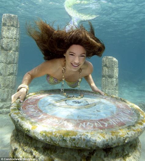 Celebrity Buzz Kelly Brook Poses Under Water In Mermaid