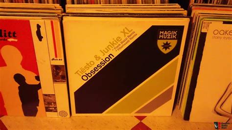 Lot Of 100 Vinyls Of Trance Techno Prog For Sale Aussie Audio Mart