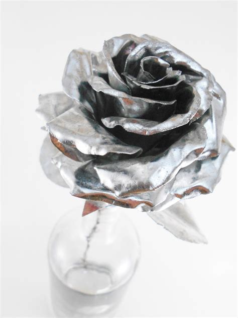 Galvanized Steel Rose With Barbed Wire Stem Metal Rose Metal Roses