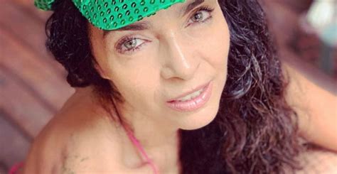 Claudia ohana (tv actress) was born on the 6th of february, 1963. Aos 56 anos, Claudia Ohana posa com minishorts e dispara: ''Podemos vestir o que quisermos'' | CARAS
