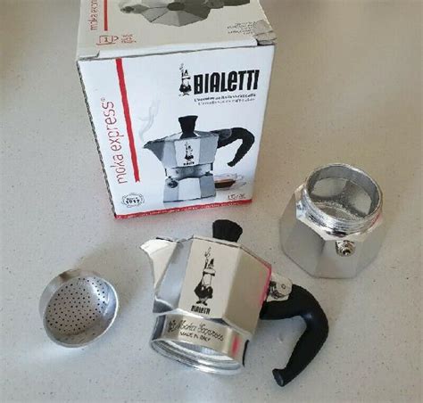 Bialetti Moka Express Stovetop Espresso Maker 1 Cup Moka Pot In