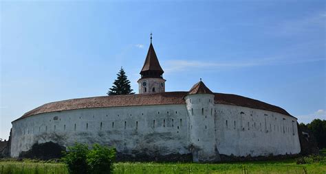 Walls As Rooms 2 Fortified Churches In Transylvania Socks
