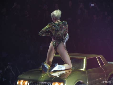 Miley Cyrus Performs At Bangerz Tour In Los Angeles Hawtcelebs