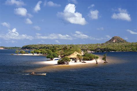 Alter do chão tem 260 anos. Alter do Chão, Brasil