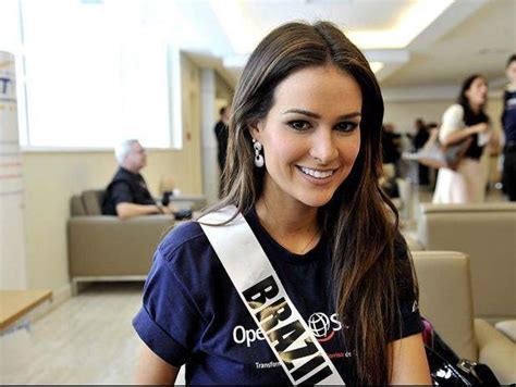 Famous And Celebrities Miss Universe 2011 Contestants Operation Smile