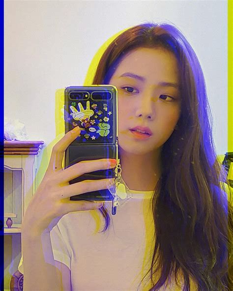 Top 10 Moments Showing That Blackpink Is Best At Taking Mirror Selfies