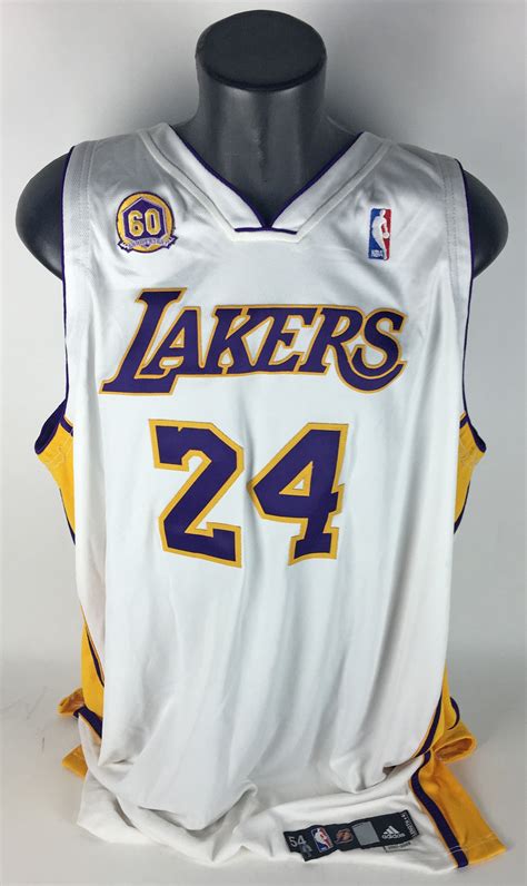 Los angeles lakers jersey basketball shirt nba size xl #34 o'neal white champion. Lot Detail - Kobe Bryant Game Used/Worn & Signed 2007/08 ...