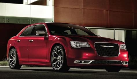 2022 Chrysler 300 C Luxury Price And Specifications Carexpert