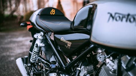 norton 961 commando café racer mk ii breitling limited edition 2019