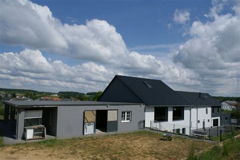 Die wohnung wird mit nachtspeicheröfen geheizt. Haus Kaufen Irrel / Haus kaufen • Irrel • 150 m² • 480.000 ...