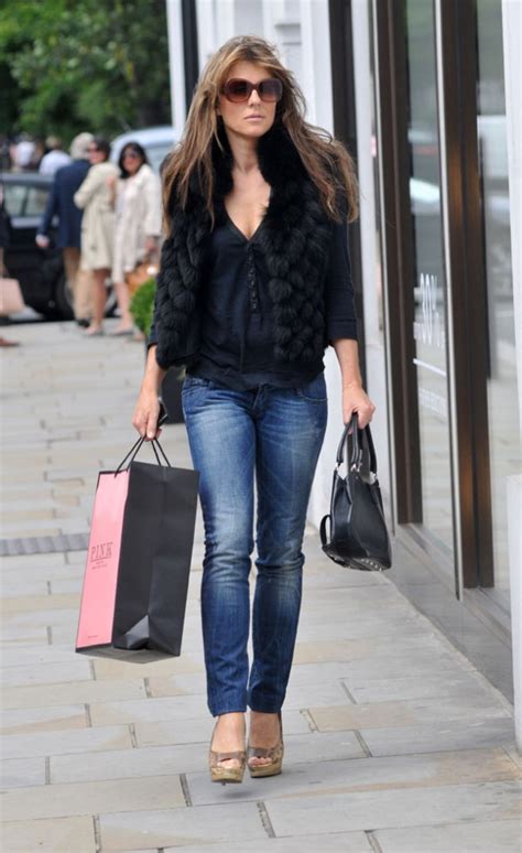 Hollywood Celebrities Photo Stills Liz Hurley Shopping In London Pics