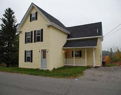 Room w/ twin beds in log cabin at stonecrop meadowenjoy restful nights in a cozy cabin on 14 tranquil acres. Rentals and Property Management | Bangor, Maine | Rent Bangor