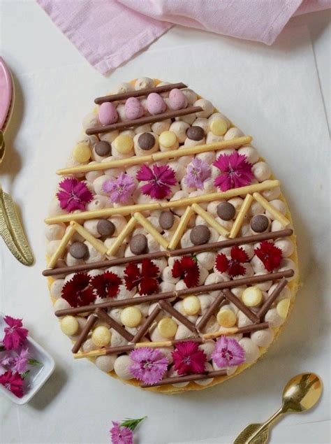 Gâteau œuf de Pâques façon Number Cake ganache montée Kinder