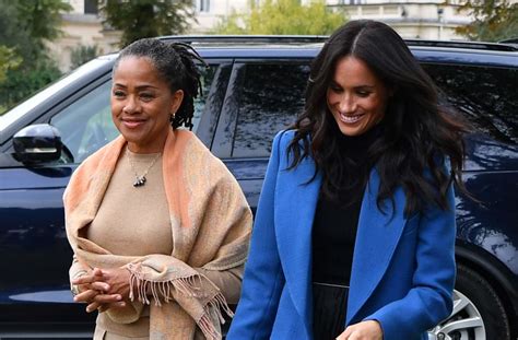 duchess meghan steps out with mother doria ragland for first time since royal wedding