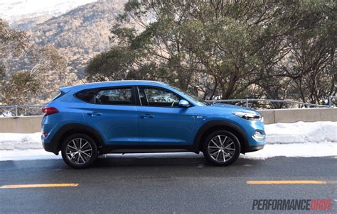 Hyundai Tucson Blue 2016 Photo Gallery 111