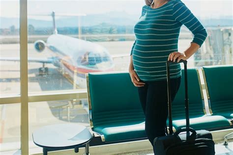 3 Tips For Pregnant Women While Travelling Two Weeks To Travel