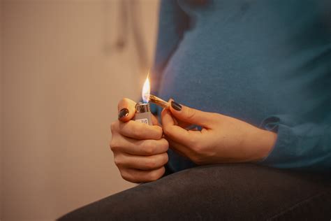 This Is What You Should Know About Smoking Weed During Pregnancy Herb Herb